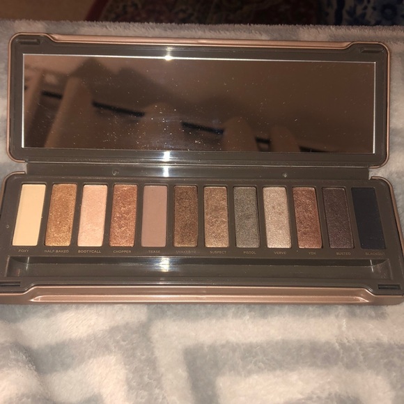 UD NAKED 2 Palette - Picture 1 of 5